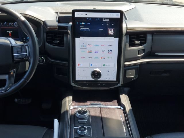 Certified 2024 Ford Expedition Platinum AWD/4WD image 32