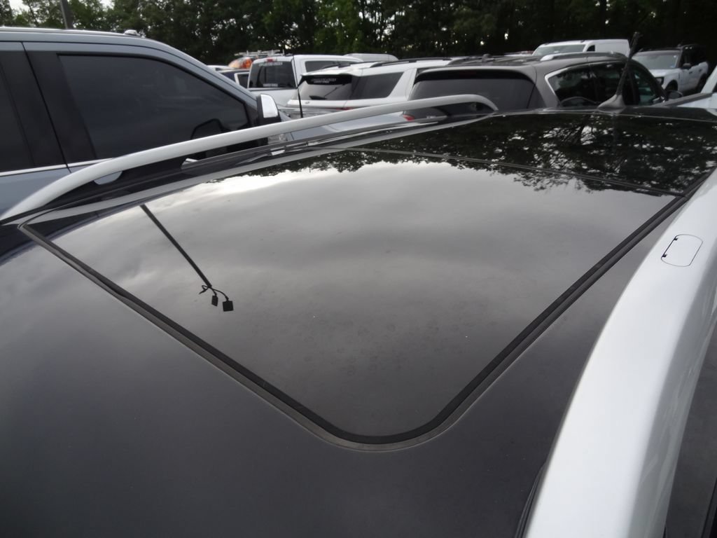 Used 2021 Jeep Cherokee Limited AWD/4WD image 8