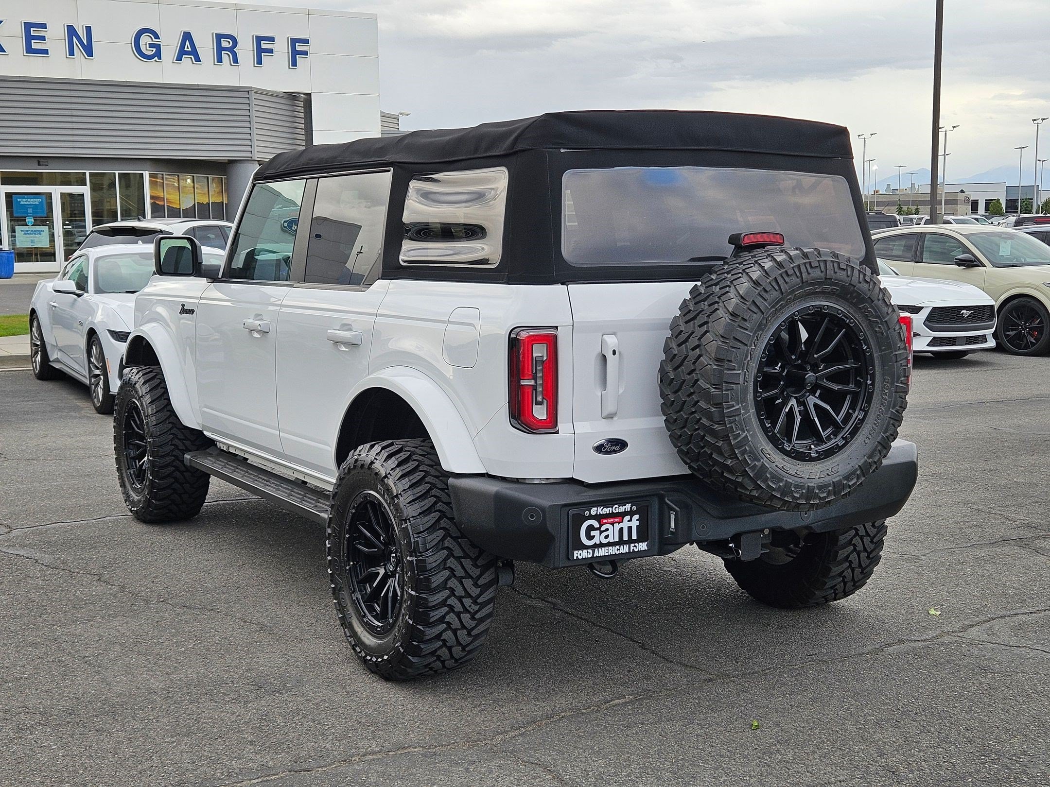 Certified 2022 Ford Bronco Outer Banks AWD/4WD image 8