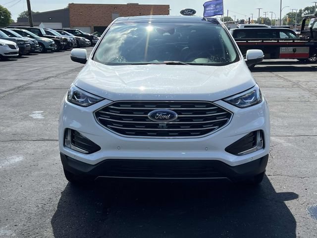 Certified 2024 Ford Edge Titanium w/ Equipment Group 301A AWD/4WD image 8