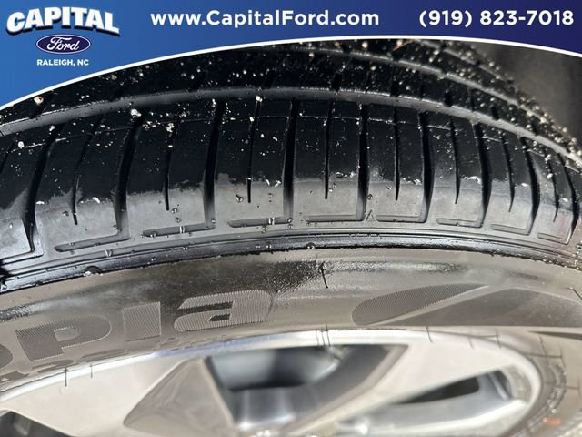 Certified 2025 Ford Escape Platinum w/ Premium Technology Package image 14