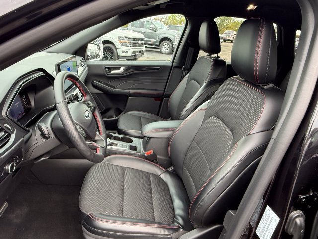 Certified 2024 Ford Escape ST-Line w/ Tech Pack #1 AWD/4WD image 6