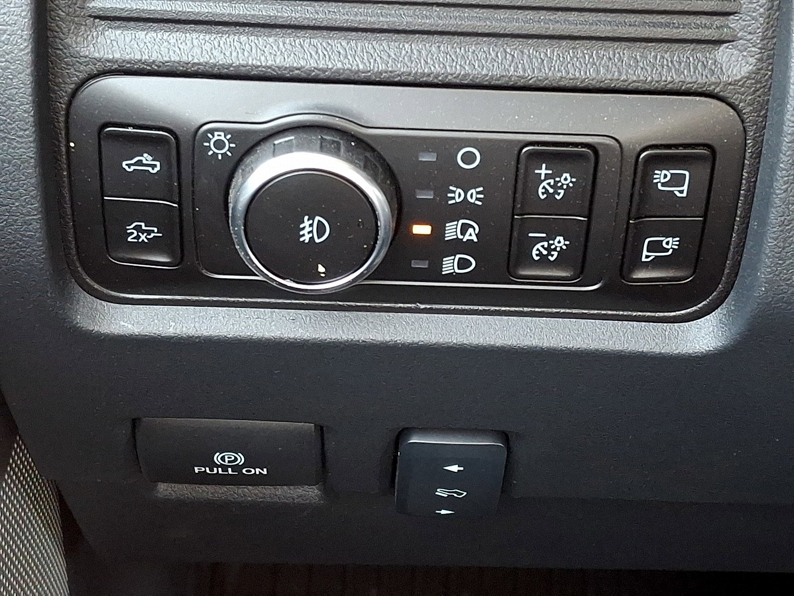 Certified 2026 Ford F350 Lariat AWD/4WD image 25