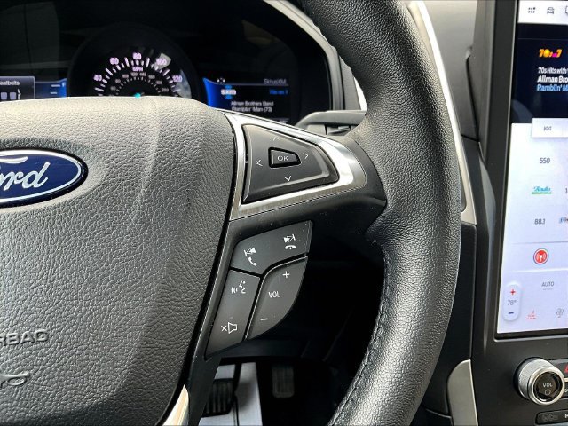 Certified 2024 Ford Edge SEL w/ Convenience Package AWD/4WD image 12