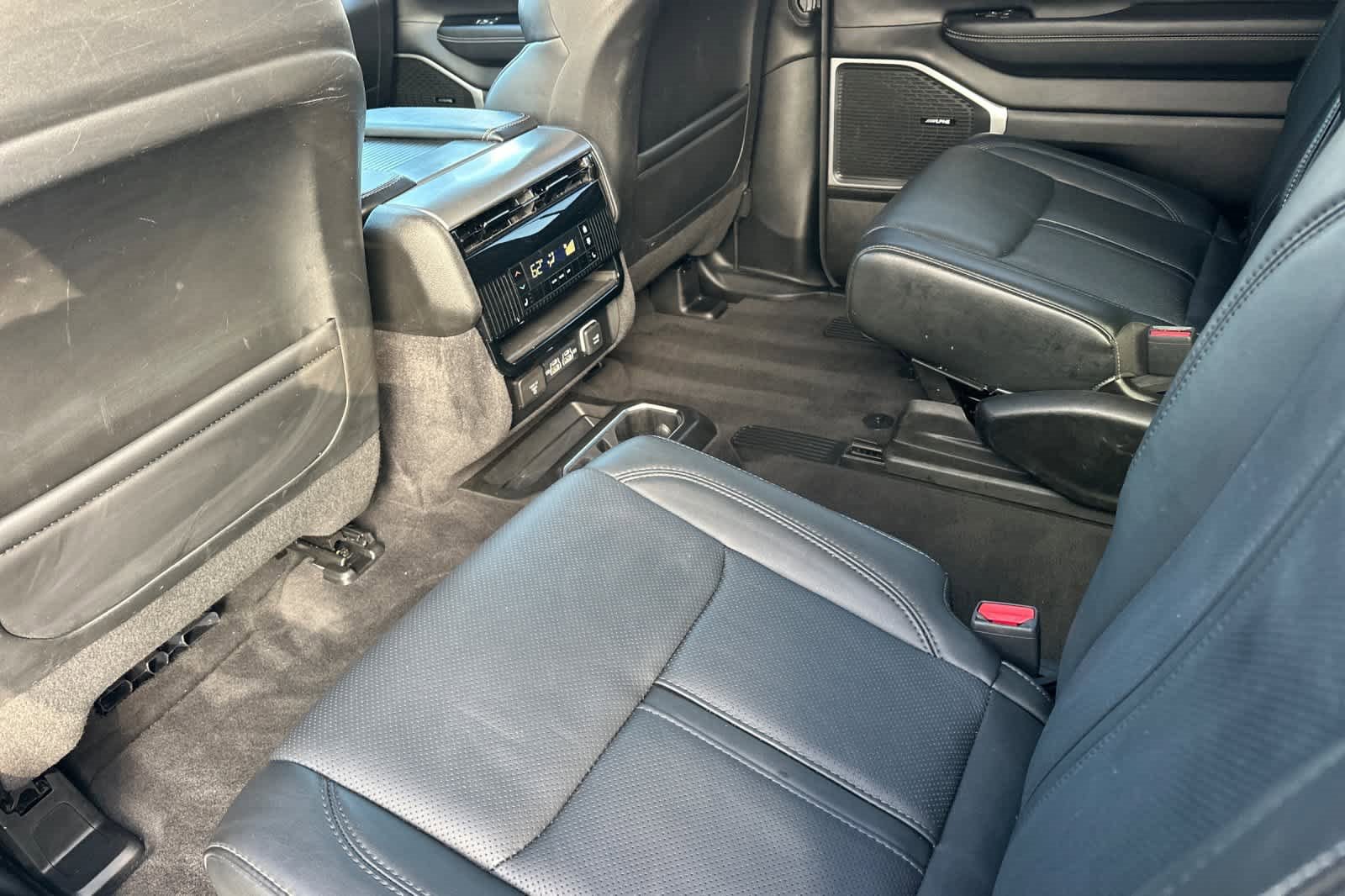 Used 2023 Jeep Wagoneer Series II image 4