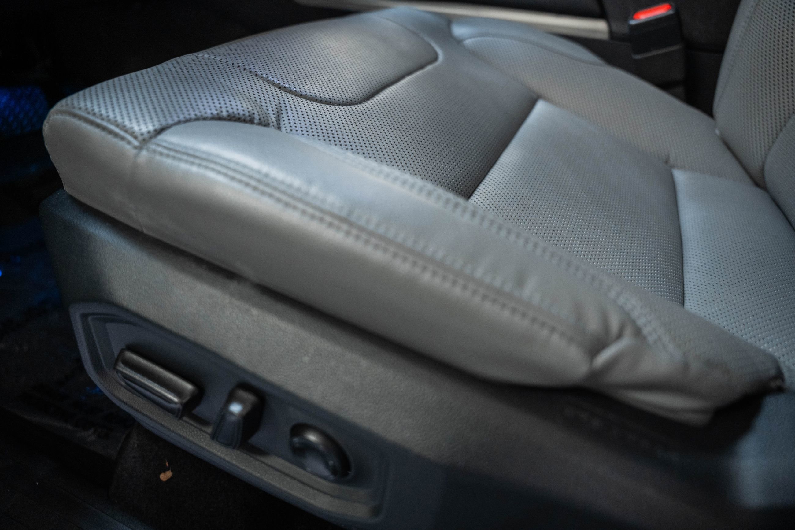 Used 2024 Toyota Tundra Limited image 43