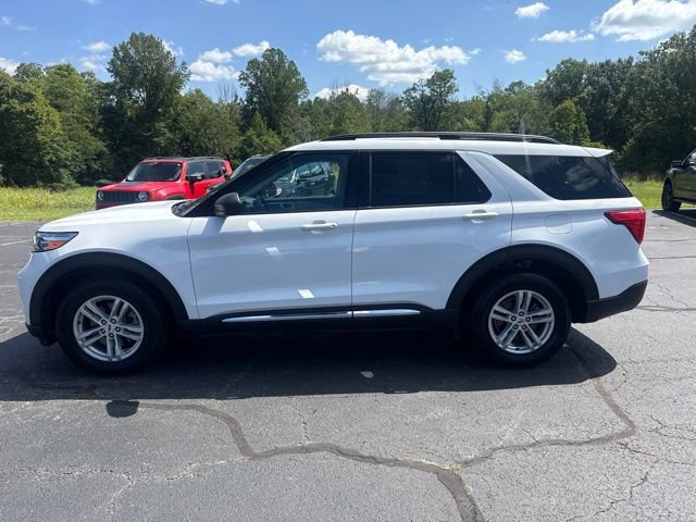 Certified 2024 Ford Explorer XLT w/ Equipment Group 202A AWD/4WD image 2