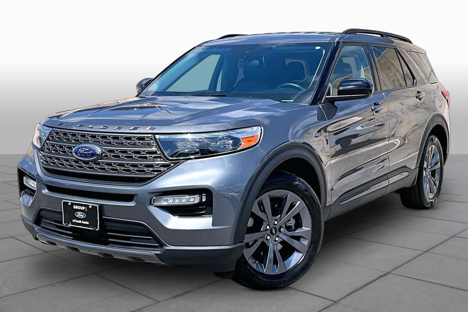 Certified 2023 Ford Explorer XLT w/ Equipment Group 202A RWD image 35