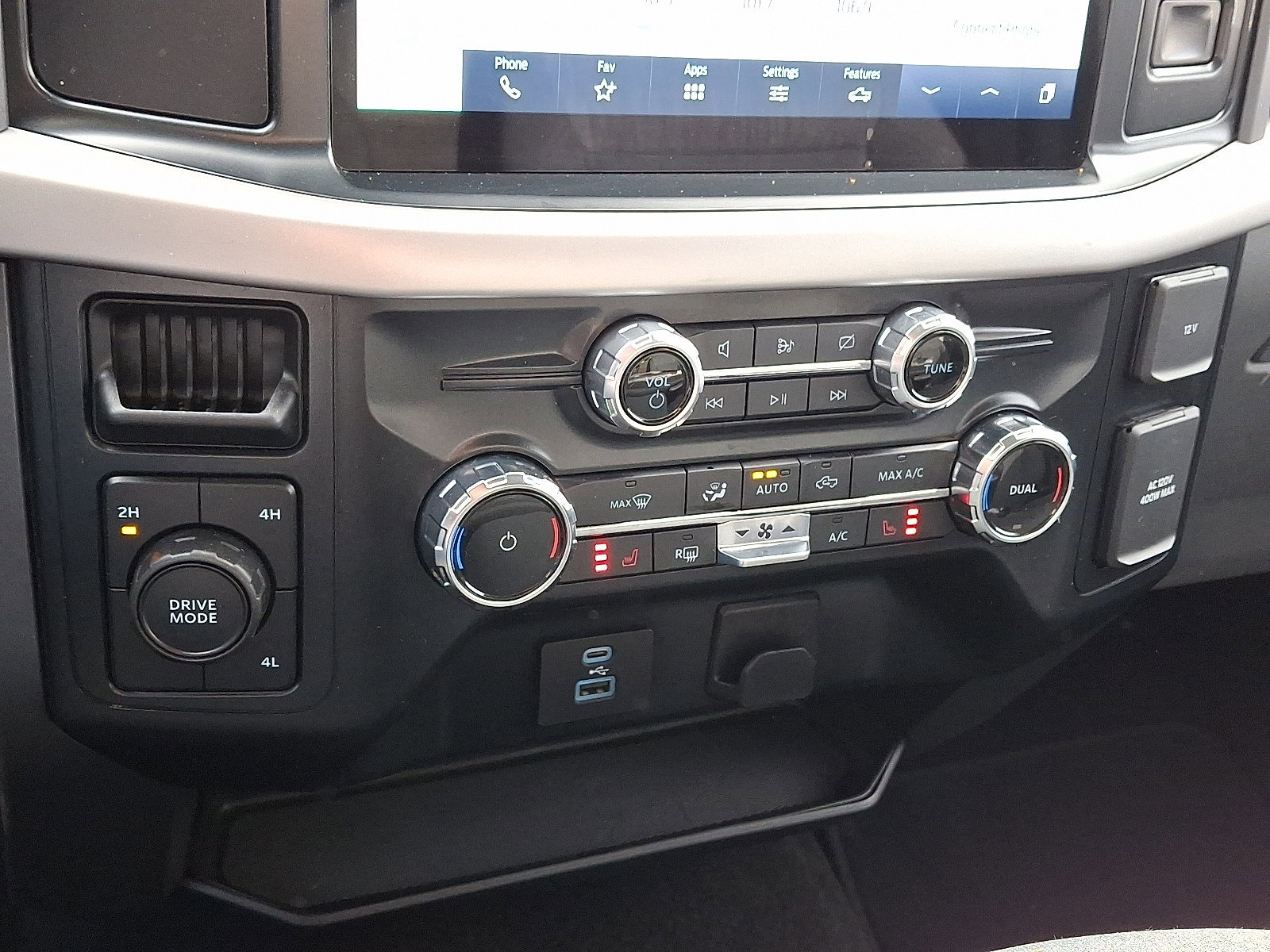 Certified 2022 Ford F150 XLT w/ Equipment Group 302A High image 18