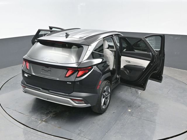 Used 2025 Hyundai Tucson SEL AWD/4WD image 24