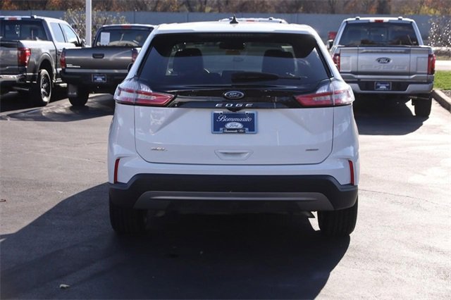 Certified 2024 Ford Edge SEL image 6