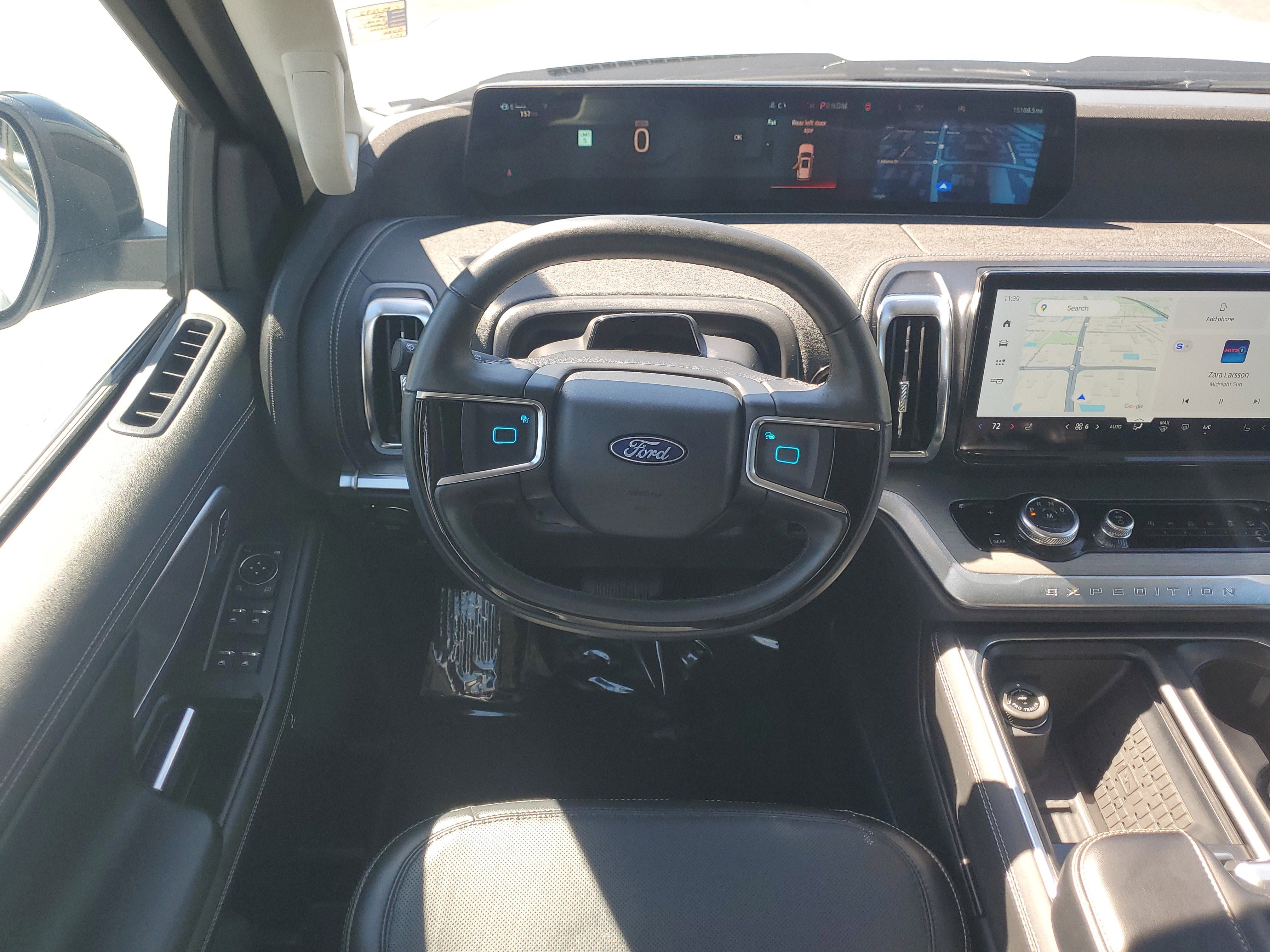 Certified 2025 Ford Expedition Max Platinum image 18