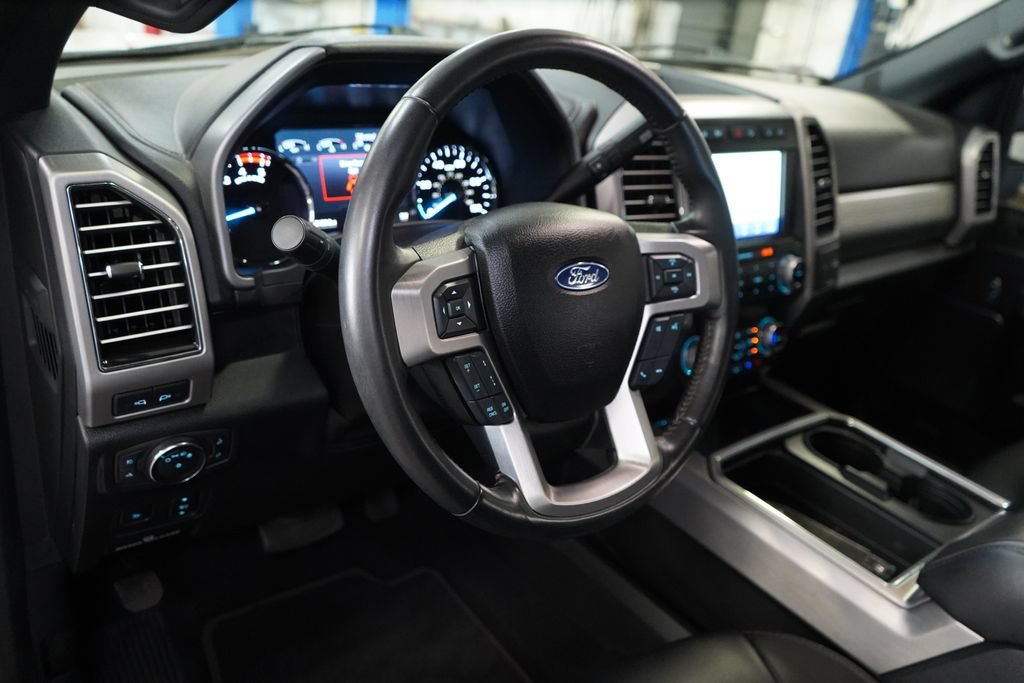 Certified 2021 Ford F250 Platinum w/ FX4 Off-Road Package AWD/4WD image 20