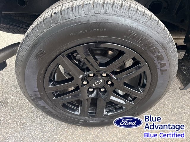 Used 2023 Chevrolet Silverado 1500 Custom w/ LPO, Dark Essentials Package image 13