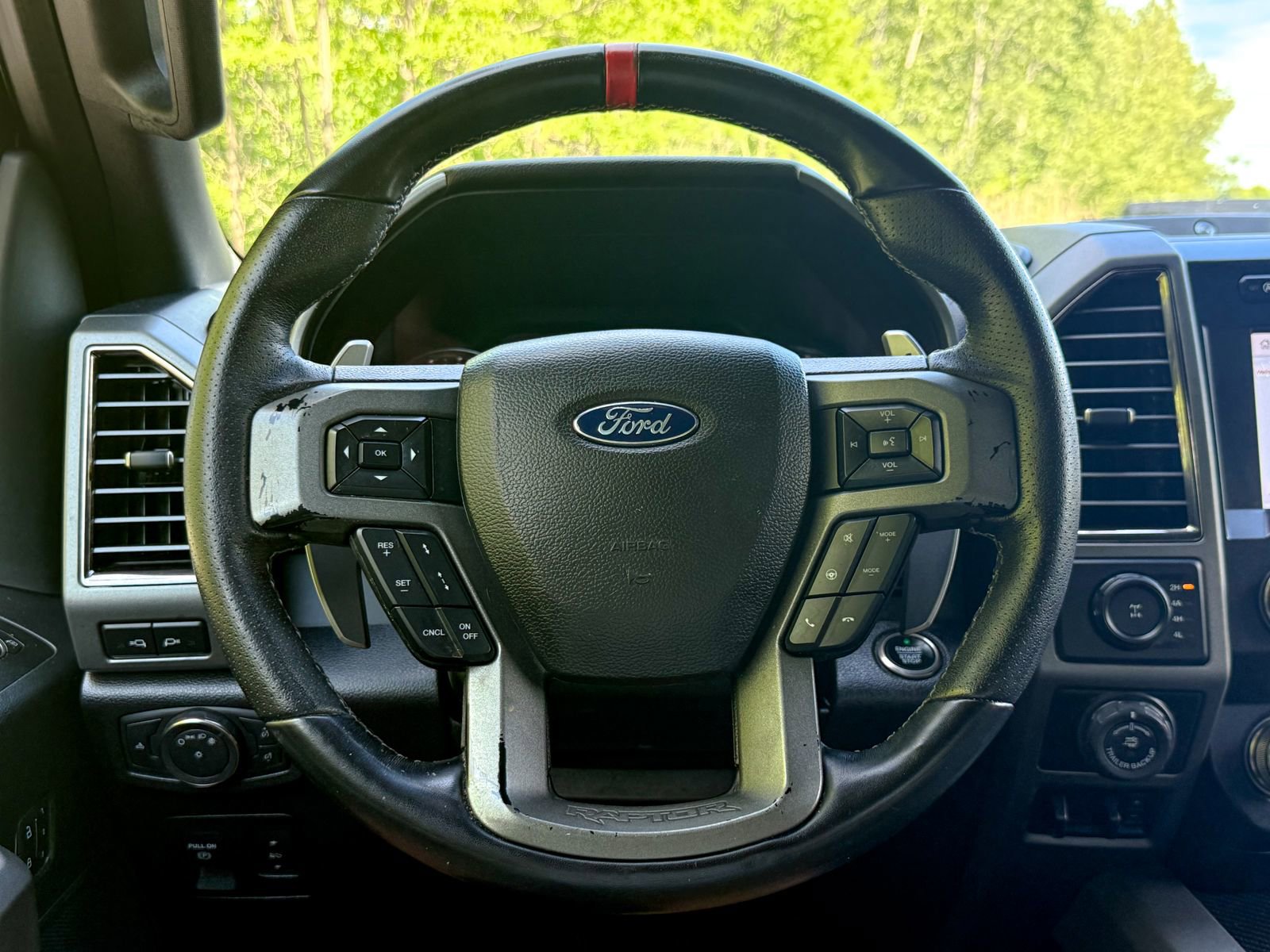 Certified 2019 Ford F150 Raptor w/ Equipment Group 802A Luxury AWD/4WD image 39