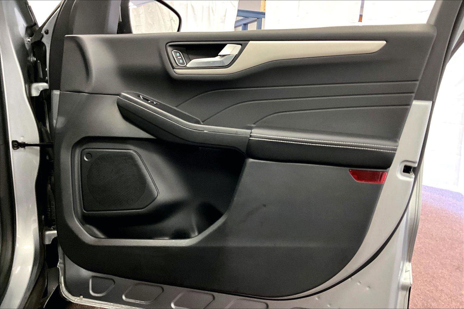 Certified 2022 Ford Escape SEL image 23