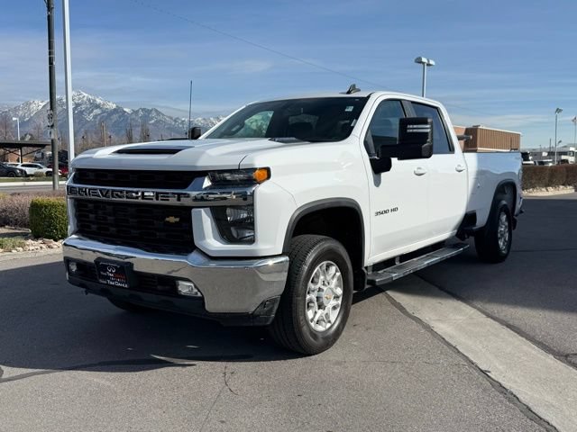 Used 2022 Chevrolet Silverado 3500 LT AWD/4WD image 4