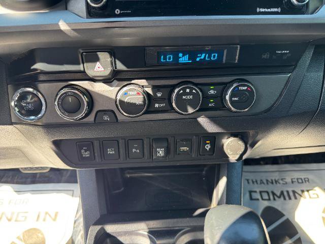 Used 2021 Toyota Tacoma TRD Off-Road w/ Technology Package AWD/4WD image 16