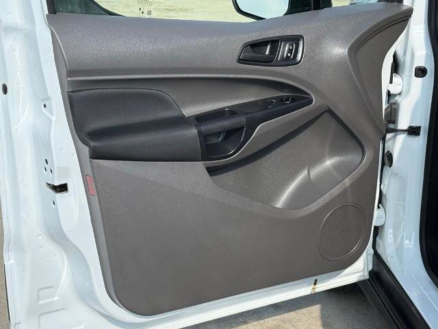 Certified 2023 Ford Transit Connect XL w/ Trailer Tow Package image 18