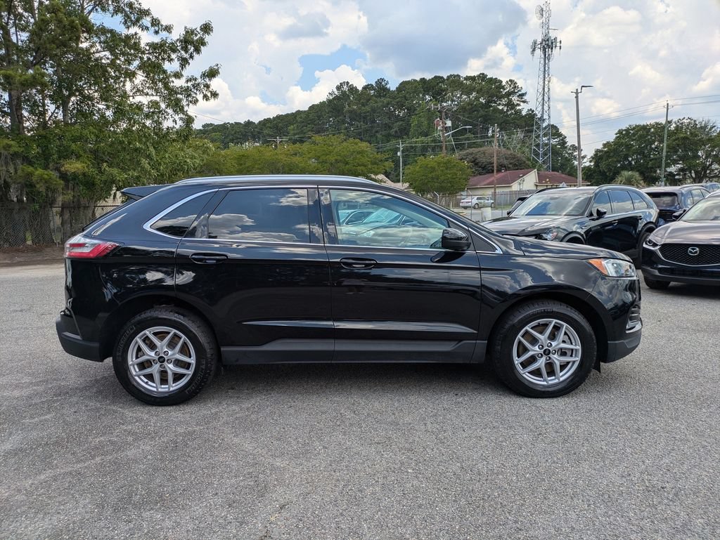 Certified 2024 Ford Edge SEL w/ Convenience Package AWD/4WD image 3