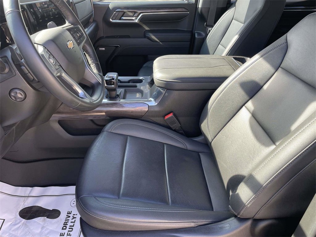 Used 2024 Chevrolet Silverado 1500 LTZ image 13