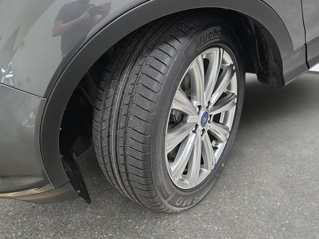 Certified 2017 Ford Escape Titanium AWD/4WD image 30