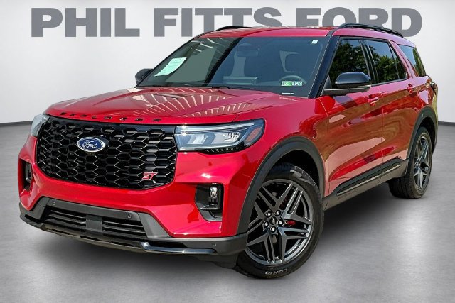 Certified 2025 Ford Explorer ST AWD/4WD image 3