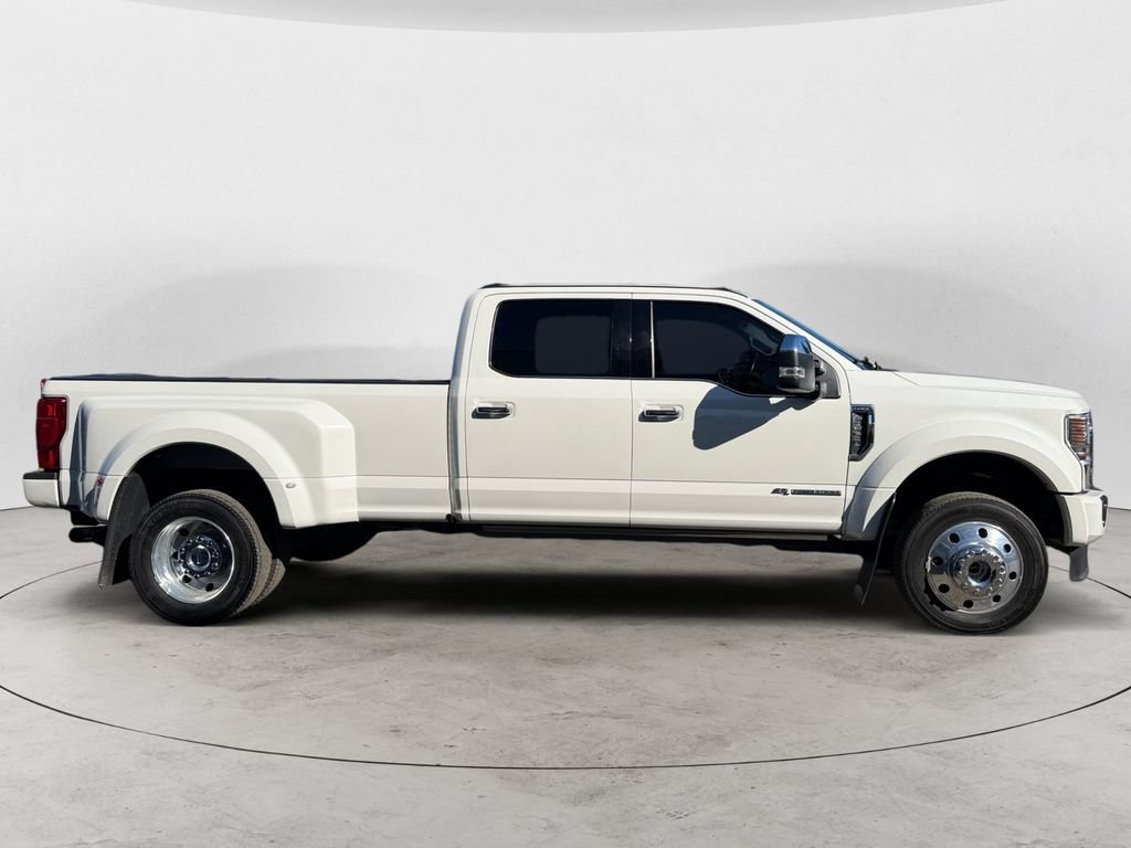 Certified 2022 Ford F450 Platinum w/ FX4 Off-Road Package AWD/4WD image 4