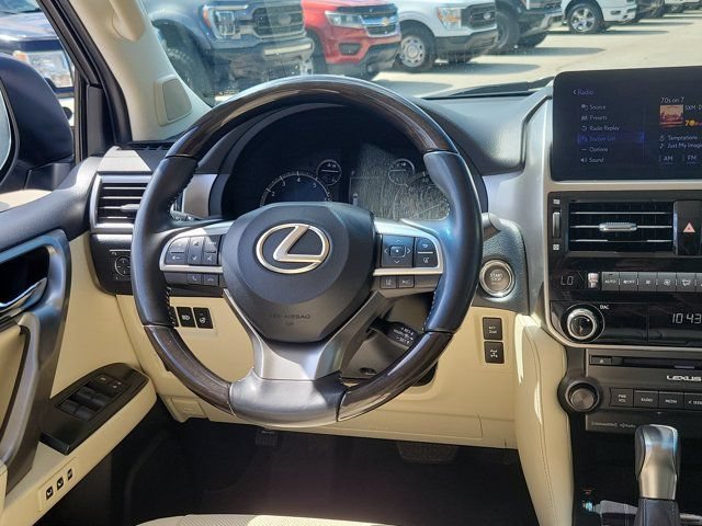Used 2022 Lexus GX 460 Premium w/ Premium Package AWD/4WD image 18