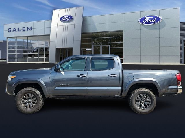 Used 2023 Toyota Tacoma SR5 AWD/4WD image 5