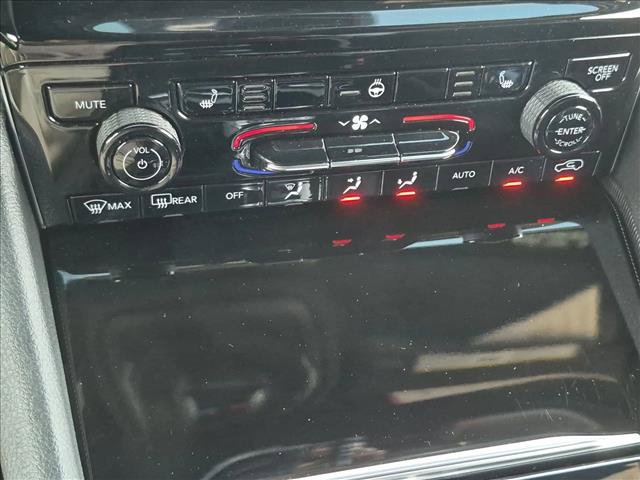 Used 2025 Jeep Grand Cherokee 4WD image 14