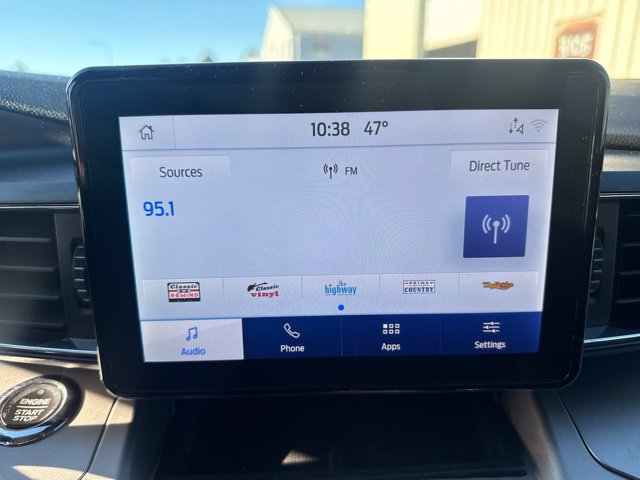 Certified 2021 Ford Explorer XLT w/ Equipment Group 202A AWD/4WD image 2
