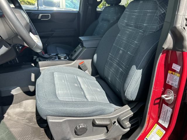 Certified 2025 Ford Bronco Heritage Edition AWD/4WD image 30