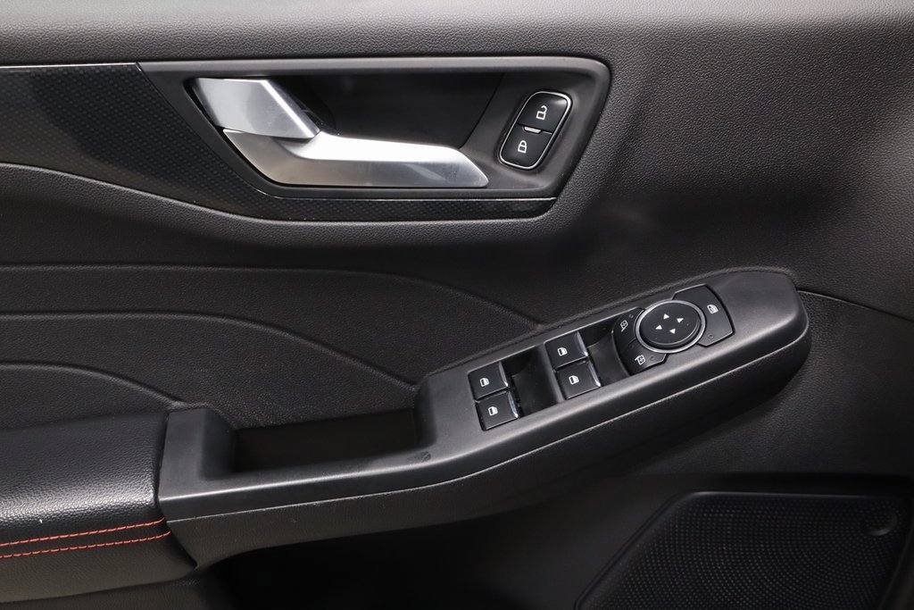 Certified 2023 Ford Escape ST-Line w/ Tech Pack #1 image 16