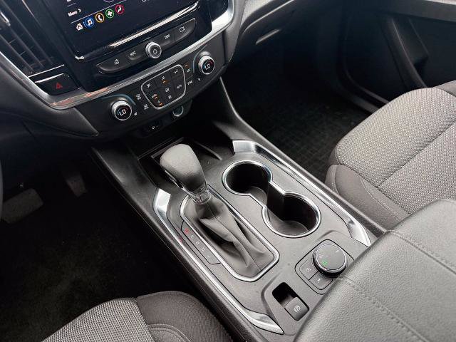 Used 2023 Chevrolet Traverse LT FWD image 21