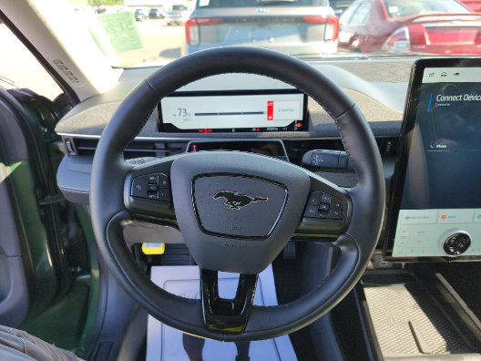 Certified 2025 Ford Mustang Mach-E Premium AWD/4WD image 5