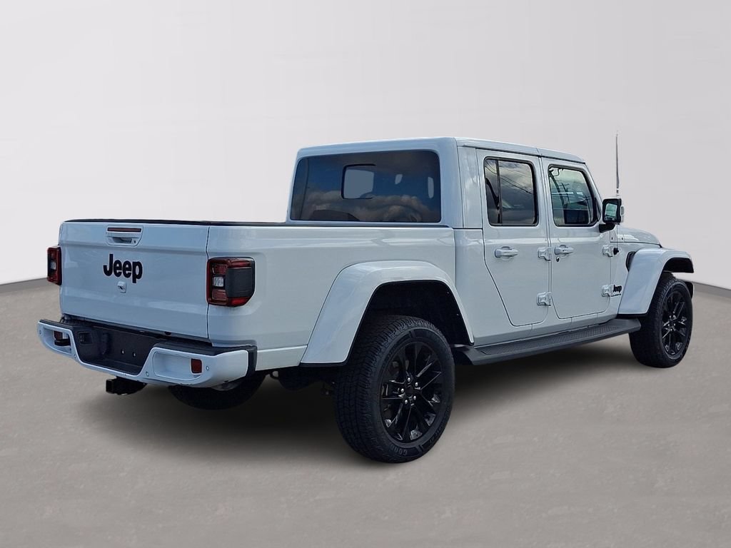 Used 2023 Jeep Gladiator Overland AWD/4WD image 6