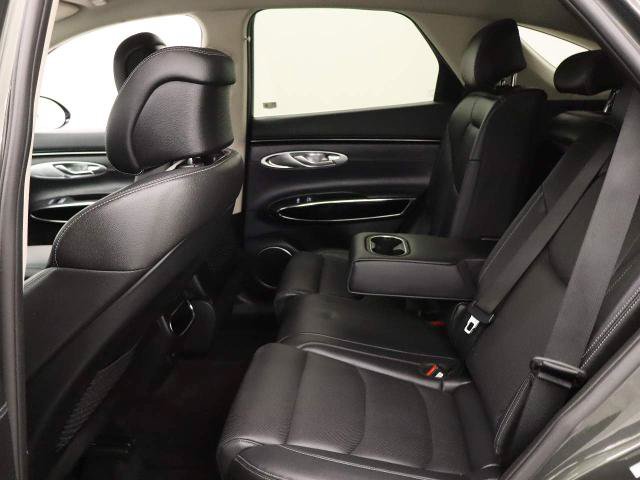 Used 2025 Genesis GV70 2.5T AWD/4WD image 17
