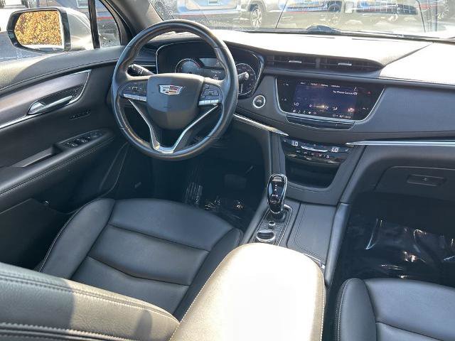 Used 2021 Cadillac XT6 Luxury image 9