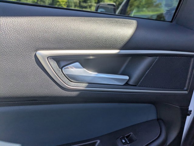 Certified 2022 Ford Edge SEL w/ Sport Appearance Package image 26