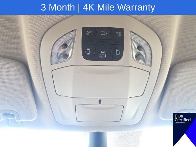 Used 2023 Chrysler Pacifica Touring-L FWD image 32