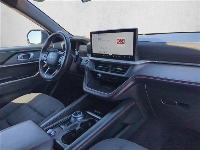 Certified 2025 Ford Explorer ST-Line w/ ST-Line Street Pack AWD/4WD image 24