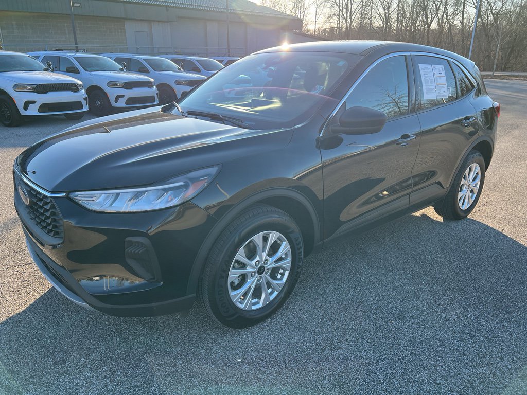 Certified 2023 Ford Escape Active w/ Tech Pack #1 image 3