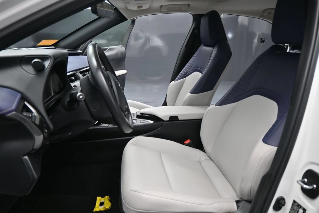 Used 2020 Lexus UX 250h w/ Premium Package AWD/4WD image 9