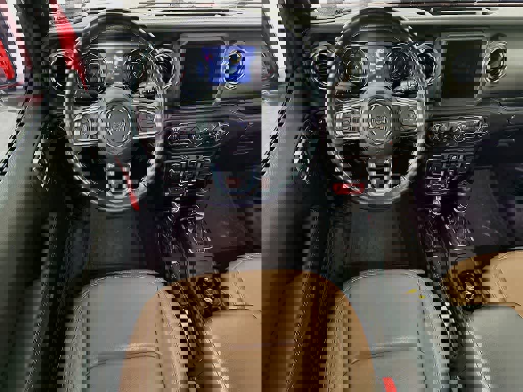 Used 2022 Jeep Wrangler Unlimited Rubicon w/ Steel Bumper Group image 10