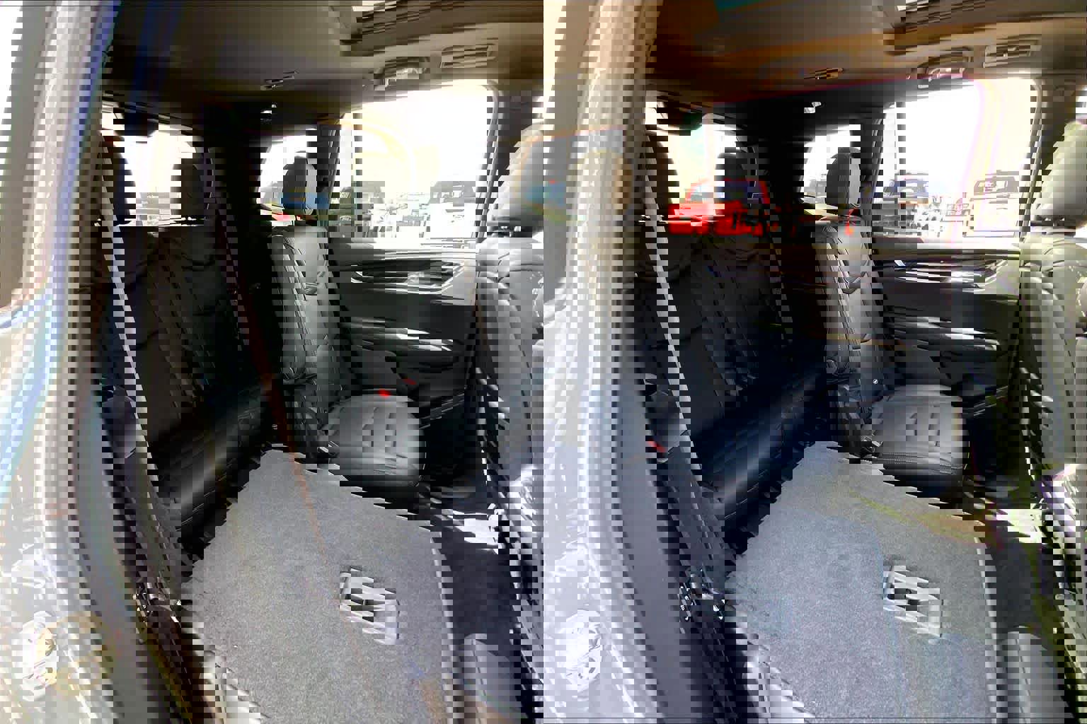 Used 2025 Cadillac XT6 Premium Luxury AWD/4WD image 20