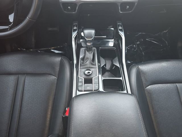 Used 2023 Kia Sorento SX AWD/4WD image 3