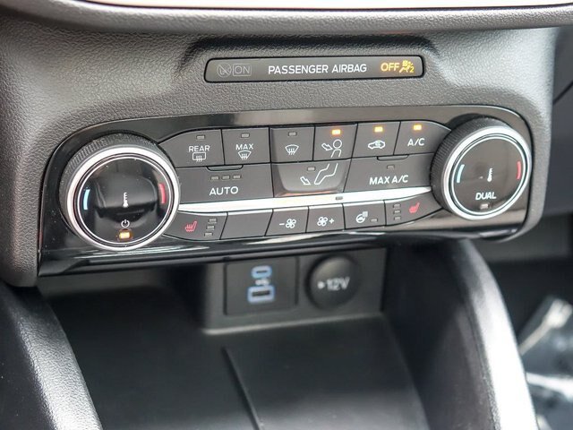 Certified 2022 Ford Escape SE w/ SE Sport Appearance Package AWD/4WD image 25