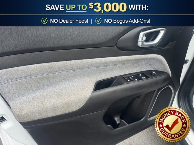 Used 2024 Jeep Compass Latitude AWD/4WD image 16