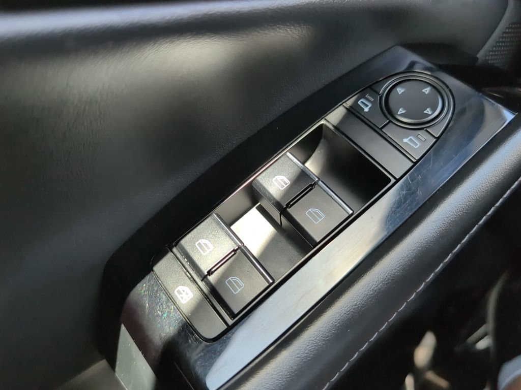 Used 2025 MAZDA CX-30 AWD 2.5 S w/ Preferred Package image 23